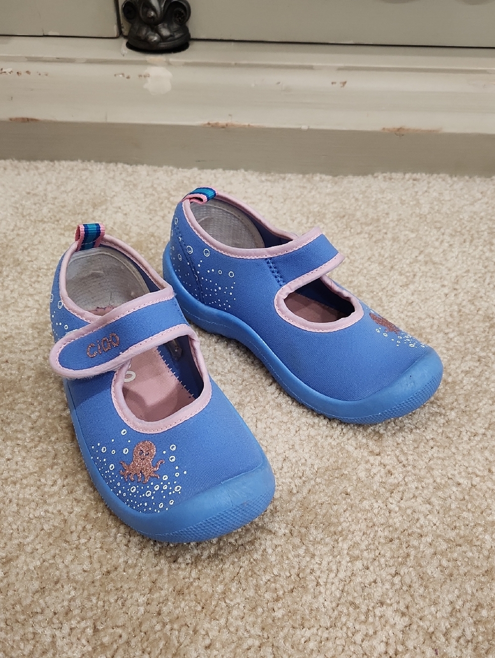 Ciao Girls Blue Mary Jane Beach Shoes with Pink Trim Size 27/ US 10